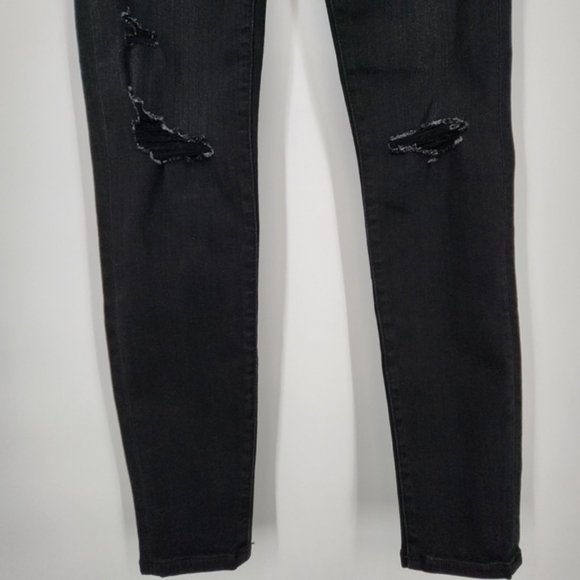 American Eagle Next Level Stretch Distressed Super Hi-Rise Jegging Black 2 NWT - Picture 6 of 9